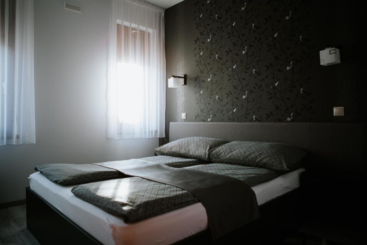 Nemeth Apartmanhazak Morahalom Luaran gambar